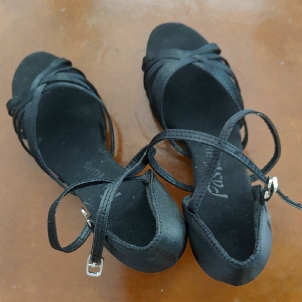 Black Strappy Latin Dance Shoes